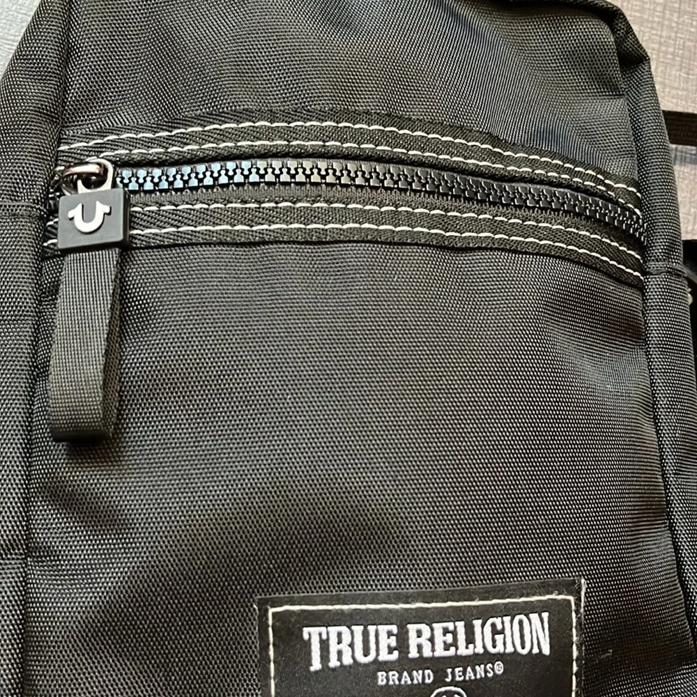 True Religion crossbody bag - Picture 6 of 6